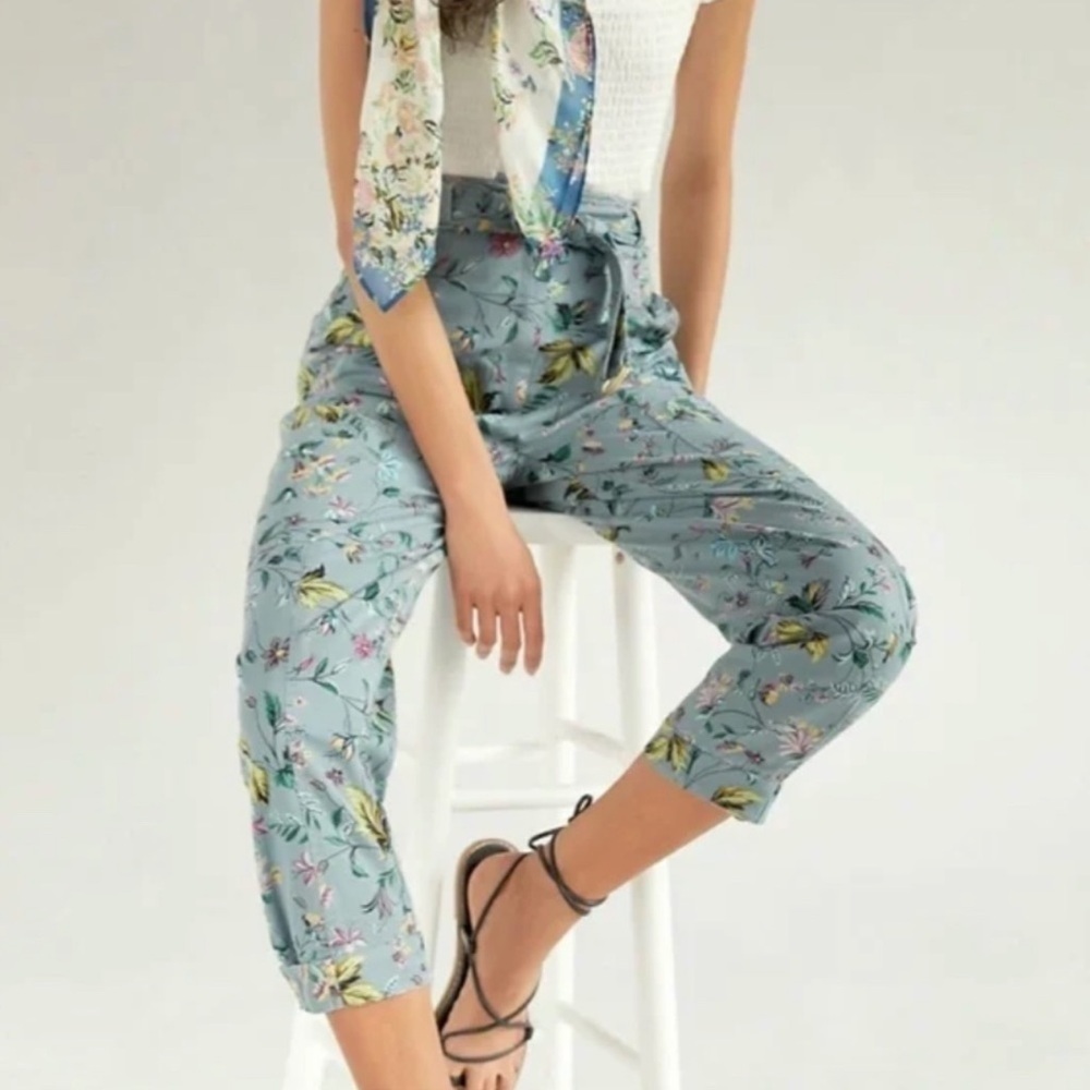 Anthropologie Victoria Floral Cargo Pants Size 8 High Waisted Belted Relaxed Fit